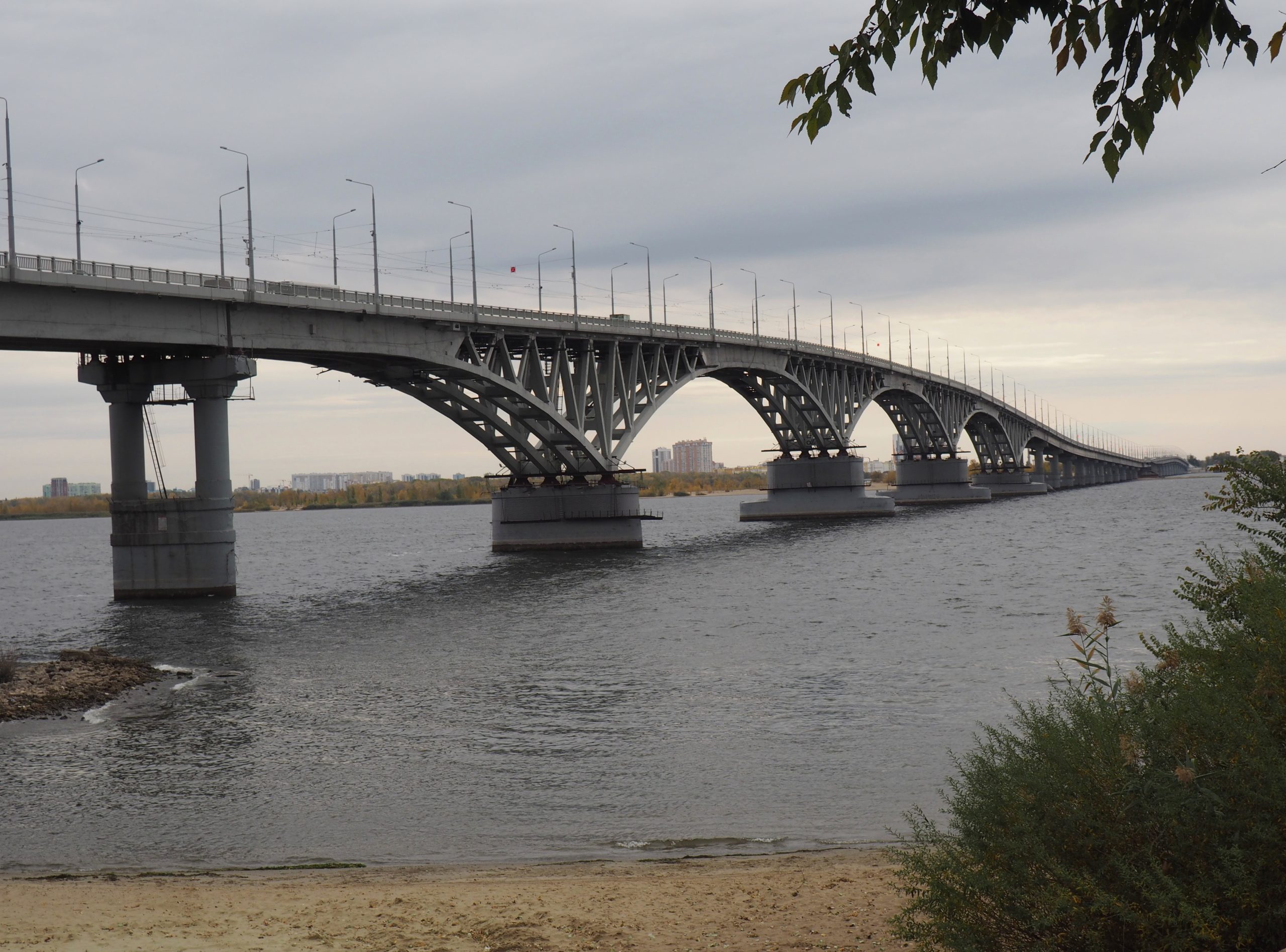 Саратов, мост через Волгу